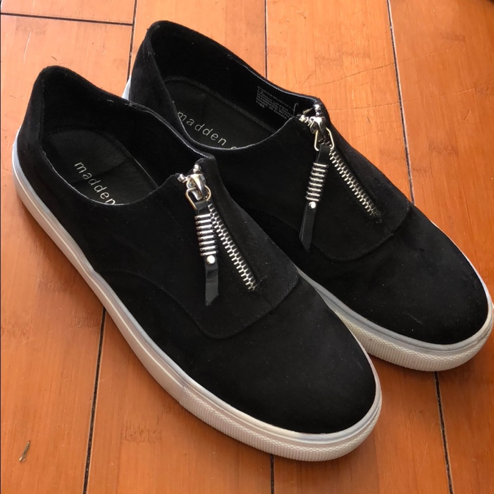 Steve Madden- Madden Girl Platform Black Slip Ons
